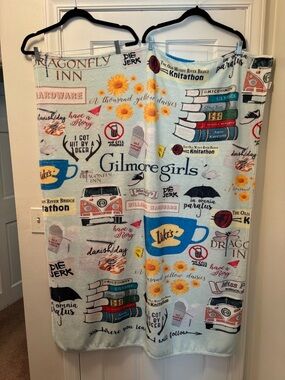 GILMORE GIRLS TV SHOW BLANKET 40”x 51”